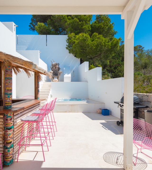 Resa Estate Ibiza for sale townhouse cala Carbo es Vedra outdoor bar .jpg